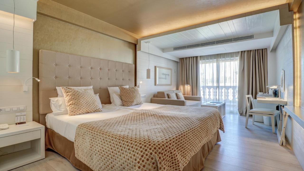 Hotel Illa D'Or & Club Apts 4* Sup ปอร์ต เด โปเญนซา ภายนอก รูปภาพ